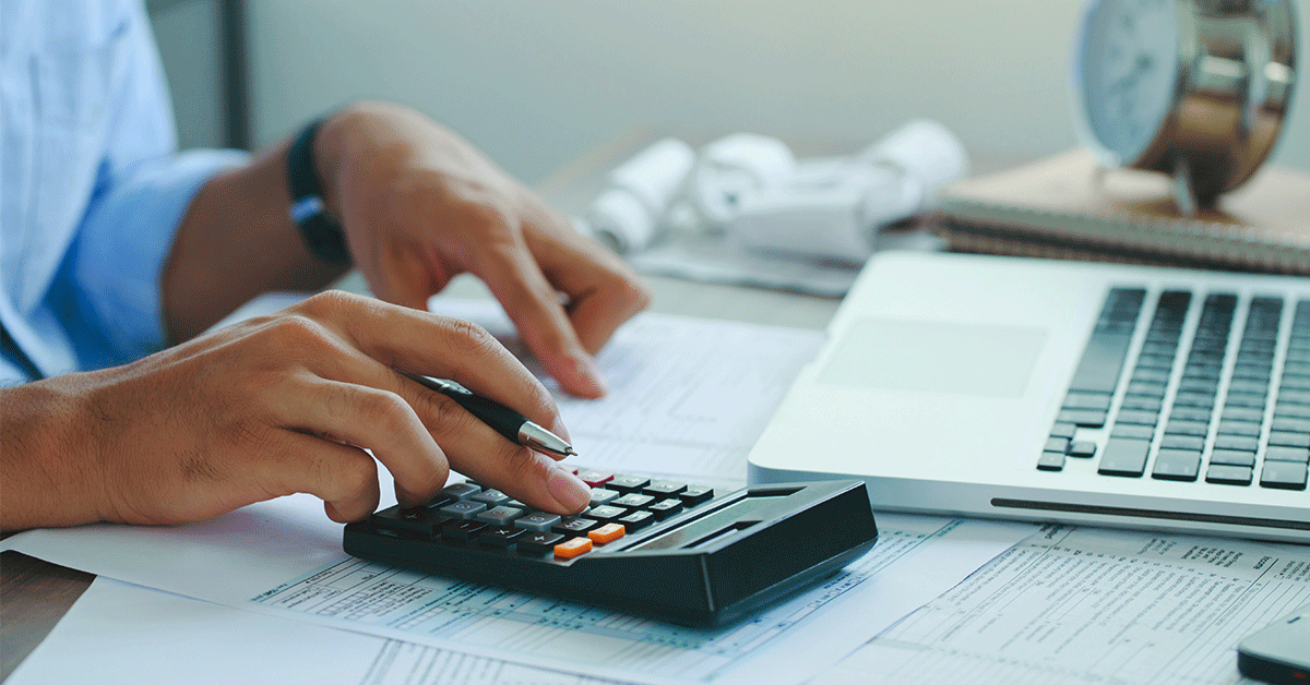 Corporate Tax. Картинки финансовый учет ноутбук 1920х1080. Creating Accounting. Taxes UAE.